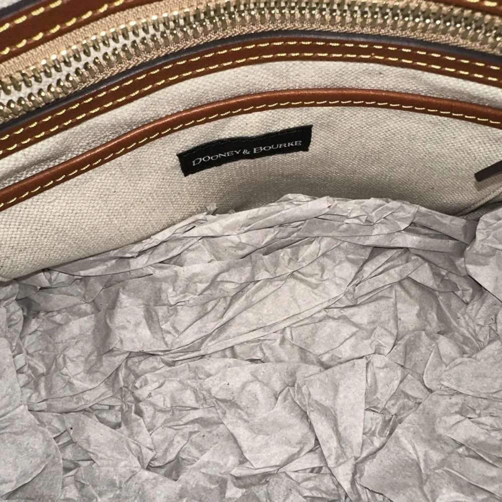 Dooney & Bourke new dooney